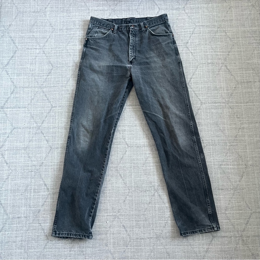 Vintage 1990s Wrangler Men’s Black Distressed Grunge Baggy Workwear Skater Jeans